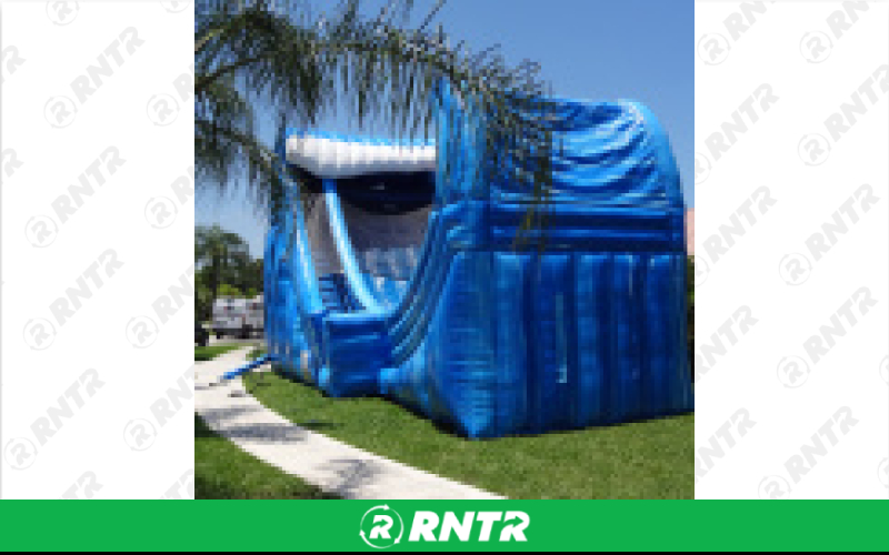 Generic Wave Rider – For rent in Pompano Beach, Florida – South Florida Bounce | RNTR.com – Image 2 of 3