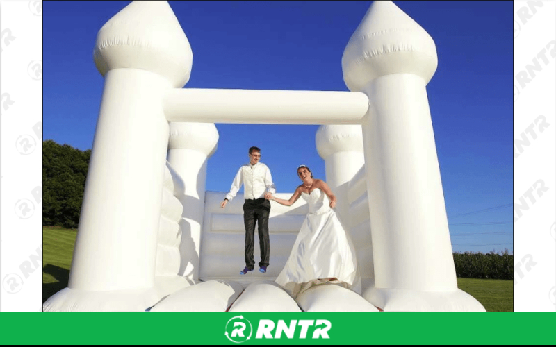 Generic White Wedding Castle Bounce House – For rent in Pompano Beach, Florida – Palm Beach Party and Bounce | RNTR.com – Image 2 of 3