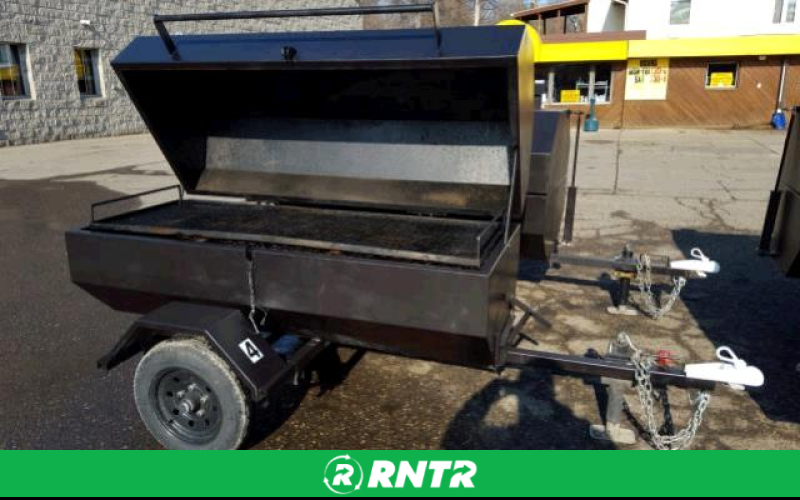 REMACKEL WELDING PIG ROASTER-GRILL-SMOKER -  LG CHARCOAL – For rent in Maplewood, Minnesota – Hejny Rental | RNTR.com – Image 2 of 3