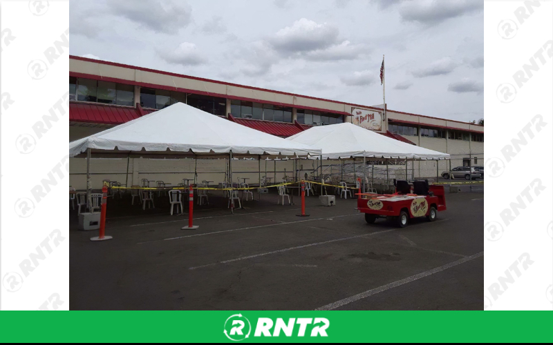 Generic 30x90 White Canopy Tent – For rent in Portland, Oregon – Peter Corvallis Productions | RNTR.com – Image 1 of 2