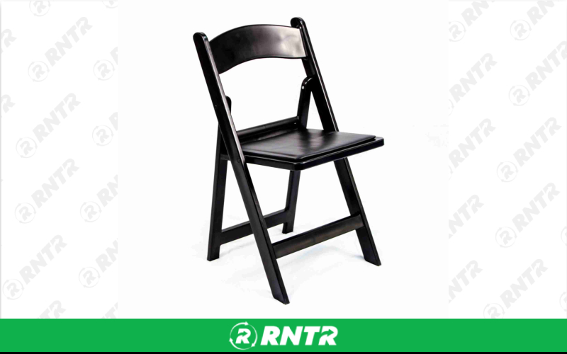 Generic Black Resin Folding Chair with Padded Seat – For rent in Portland, Oregon – Peter Corvallis Productions | RNTR.com – Image 1 of 2