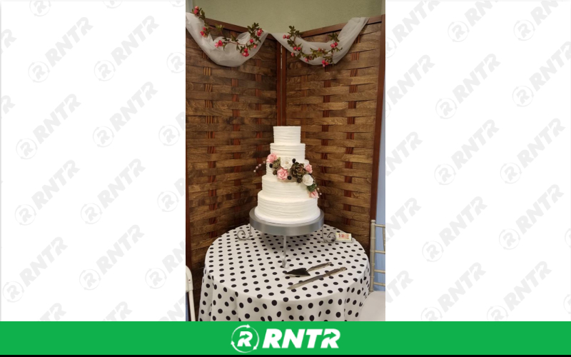 Generic DIVIDER FRUITWOOD WOVEN 2-PANEL – For rent in Mount Airy, North Carolina – Cooke Rentals MA | RNTR.com – Image 1 of 1