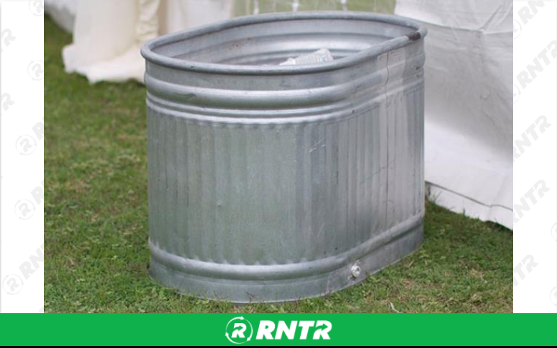 Generic GALVANIZED TUB - SUPER – For rent in Fresno, California – Expo Party Rentals | RNTR.com – Image 1 of 1