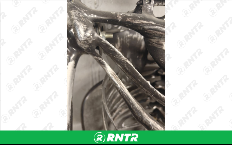 Michaels Craft Store Poseable 5 foot Silver &amp; Black Skeleton – For rent in Florissant, Missouri – Petes Action Rentals | RNTR.com – Image 4 of 6