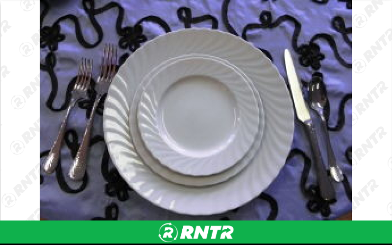 Generic REGINA DINNER PLATE 10.5 – For rent in Mount Airy, North Carolina – Cooke Rentals MA | RNTR.com – Image 1 of 1