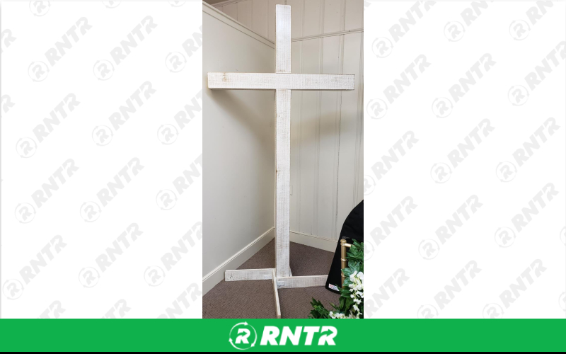 Generic RUSTIC WOOD CROSS – For rent in Mount Airy, North Carolina – Cooke Rentals MA | RNTR.com – Image 1 of 1