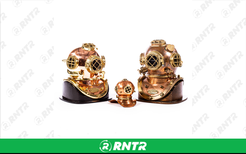 Generic Small Diving Helmet – Brass – For rent in Portland, Oregon – Peter Corvallis Productions | RNTR.com – Image 3 of 3