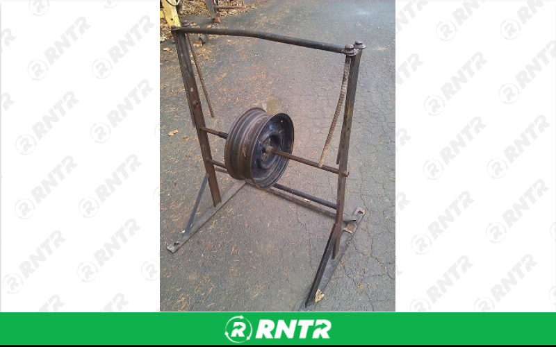 Generic WELL PULLER-MANUAL – For rent in Mount Airy, North Carolina – Cooke Rentals MA | RNTR.com – Image 1 of 1