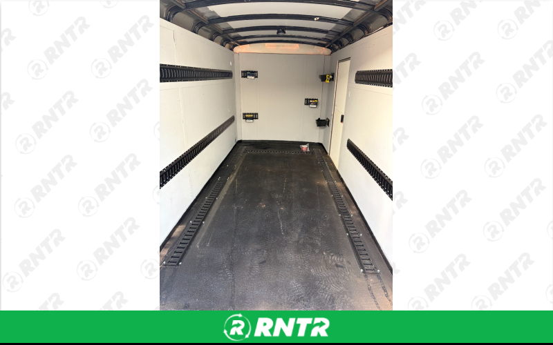 INTE 12' Enclosed trailer – For rent in Henrietta, Texas – JoKnight LLC | RNTR.com – Image 2 of 2