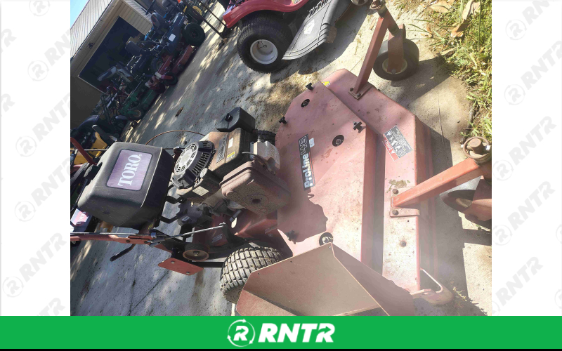 Toro Walk Behind Mower – For rent in Denton, North Carolina – Denton Turf | RNTR.com – Image 3 of 4