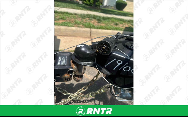 Giddy Up 8.5 x 16 enclosed trailer – For rent in Manassas, Virginia – Wolfgang | RNTR.com – Image 4 of 7