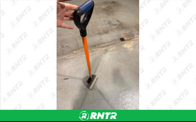 Bully Bully Tools Shingle Stripper – For rent in Camas, Washington – Go Create | RNTR.com – Image 2 of 3