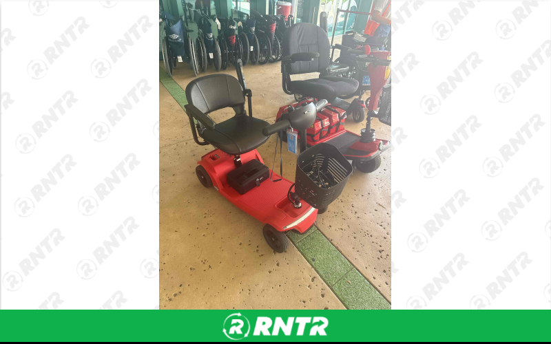 Golden lightweight mobility scooter – For rent in Orlando, Florida – chuck n chill rental  | RNTR.com – Image 1