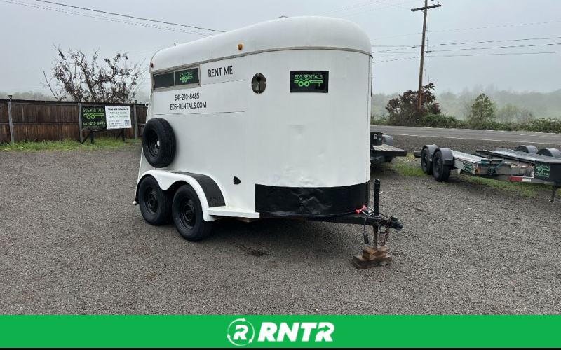 Cherokee 2 Horse Trailer – For rent in eagle-point, oregon – EDS Rentals | RNTR.com – Image 1