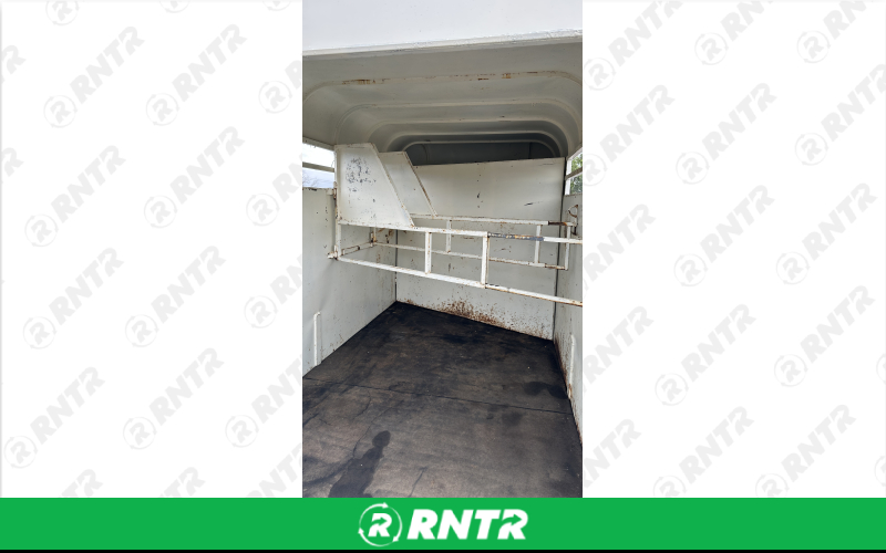 RWM 3 Horse Trailer – For rent in Eagle Point, Oregon – EDS Rentals | RNTR.com – Image 6 of 6