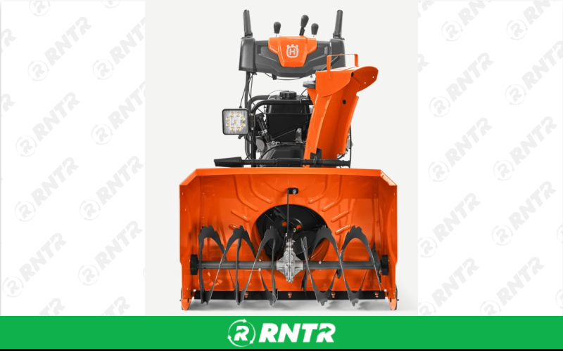 Husqvarna Husqvarna ST 230 Snow Blower – For rent in Overland Park, Kansas – A and E LLC | RNTR.com – Image 2 of 4