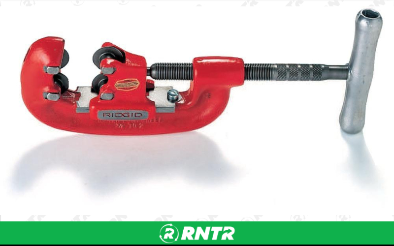 DEWALT-STANLEY-B&D-POWERS PIPE CUTTER -  SINGLE WHEEL – For rent in ontario, new-york – Altra Rental | RNTR.com – Image 1