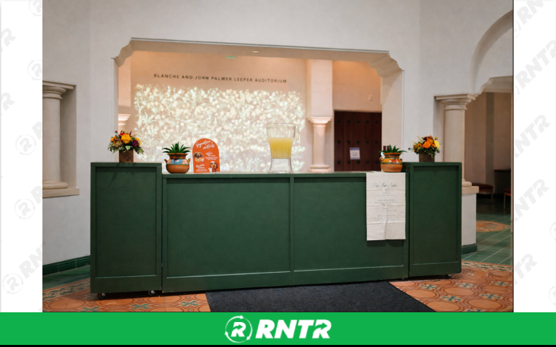 Generic The Green Garden Bar - 12ft – For rent in New Braunfels, Texas – Hill Country Event Rentals | RNTR.com – Image 2 of 3