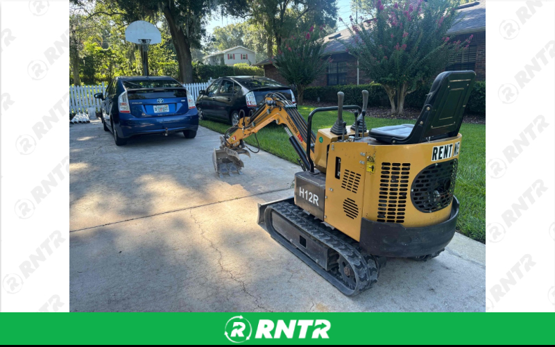 AGT Industrial 1-Ton Mini Excavator H12R – For rent in Plant City, Florida – Contractors Choice Rentals | RNTR.com – Image 2 of 10