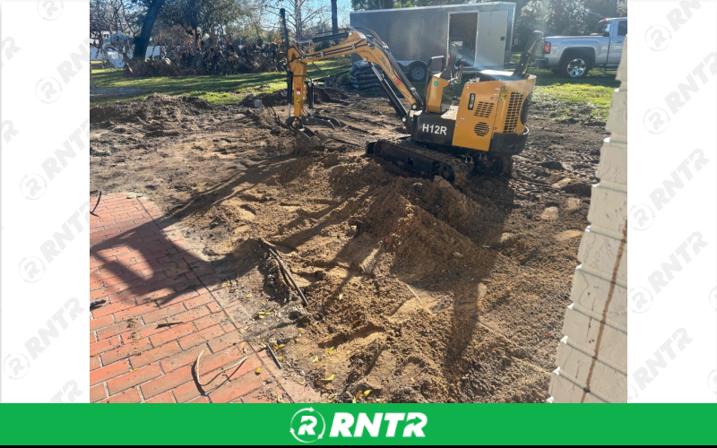 AGT Industrial 1-Ton Mini Excavator H12R – For rent in Plant City, Florida – Contractors Choice Rentals | RNTR.com – Image 7 of 10