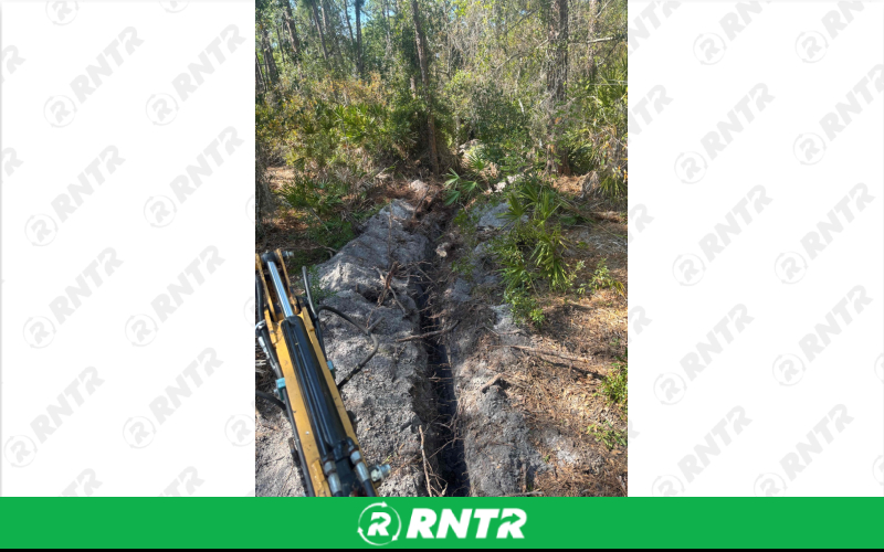 AGT Industrial 1-Ton Mini Excavator H12R – For rent in Plant City, Florida – Contractors Choice Rentals | RNTR.com – Image 9 of 10