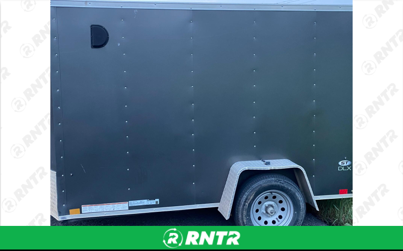 Look Enclosed Trailer – For rent in Milroy, Pennsylvania – Zooks Trailer Rentals  | RNTR.com – Image 2 of 9