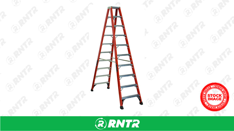 LADDER – 10ft STEP FIBERGLASS for rent in Eau Claire, WI