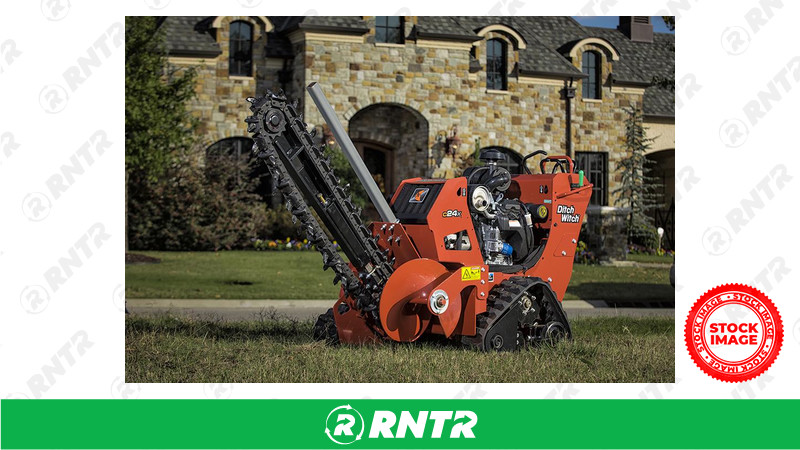 TRENCHER 36in X 4inWIDE-TRACKS – W/TRAILER for rent in Eau Claire, WI