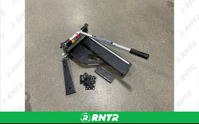 Generic Vinyl Flooring Cutter – For rent in Allendale, Michigan – Allendale Ace | RNTR.com – Image 1